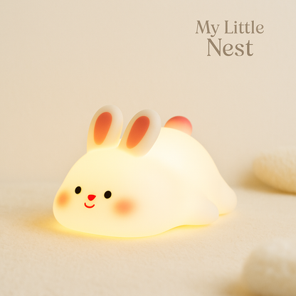 Veilleuse Bébé Panda - My Little Nest : Le Compagnon Idéal pour des Nuits Paisibles